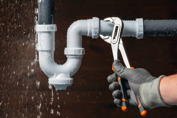 Professional Leak Detection technician working in Oakman, GA
